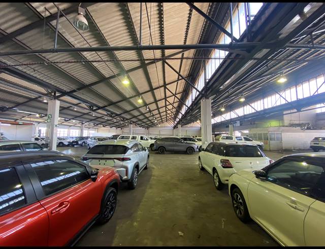 2,917M² WAREHOUSE TO LET IN PAARDEN EILAND